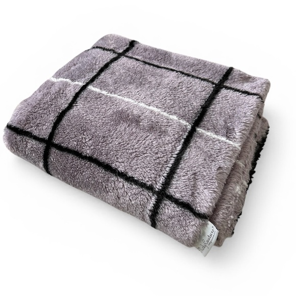 Minky Couture Purple Windowpane Travel Size Blanket - Picture 2 of 7